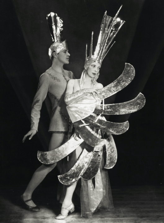 April 1929:  Tilly Losch and Tony Birkmayr in 'Wake Up And Dream' at the London Pavilion Theatre.  (Photo by Sasha/Hulton Archive/Getty Images)