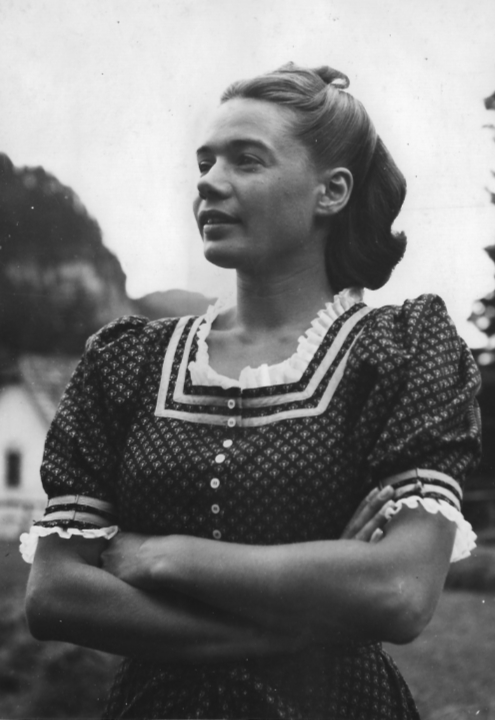 Eva Sacher-Masoch. Photographer unknown. Private collection. SacherMasoch13