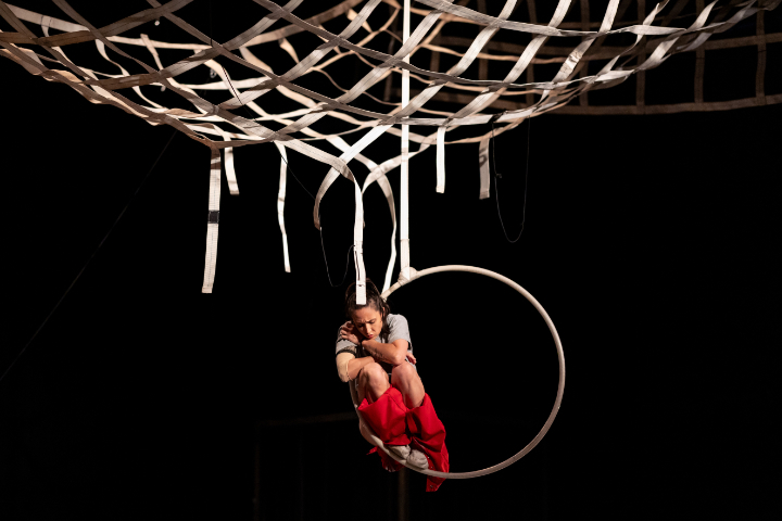 Frédérique Cournoyer Lessard: "Scuse" © Nikola Milatovic Scuse